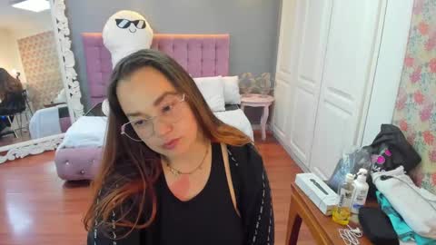 Tammara  online show from September 23, 4:28 am