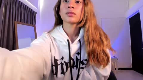 Tamy  online show from October 9, 8:03 pm