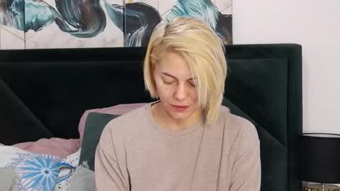 tanyaGrey online show from February 11, 7:01 am