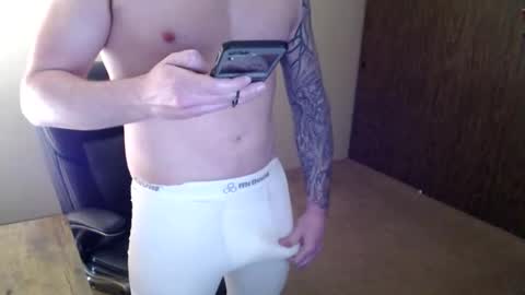 tannersalem7 online show from March 18, 7:09 pm