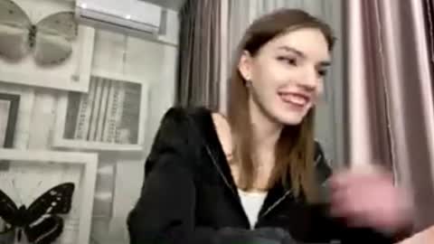 Mia online show from February 25, 7:17 pm