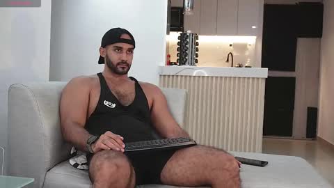 Snapshot of tarek_dan chatting on October 10, 1:11 am Tarek online show from October 10, 1:11 am