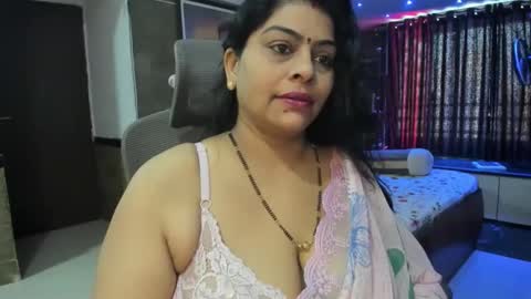 Snapshot of tarivishu23 chatting on October 20, 2:16 am tarivishu23 online show from October 20, 2:16 am