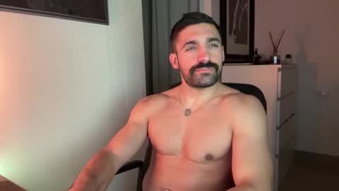 tarquit8 online show from January 8, 9:42 pm