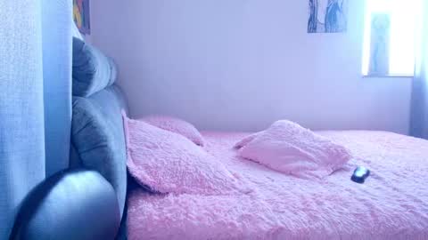 Snapshot of tarra_rios chatting on December 11, 7:46 pm tara rios online show from December 11, 7:46 pm