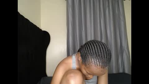 Snapshot of tasha_kimmy chatting on October 1, 2:32 am Ireen online show from October 1, 2:32 am