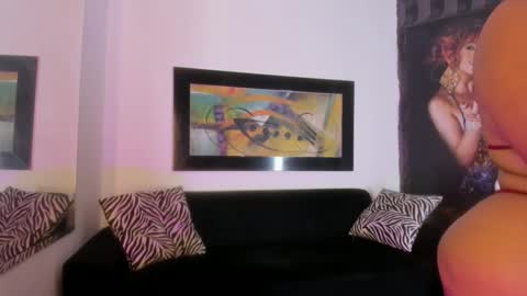 tashasant online show from September 18, 9:41 pm