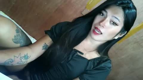   online show from October 8, 11:27 am