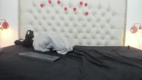 tasty_alan_ online show from September 20, 8:56 pm