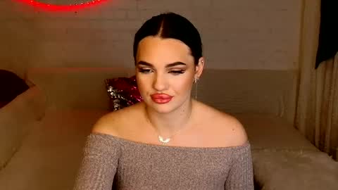 tasty_babyy online show from December 22, 5:53 pm