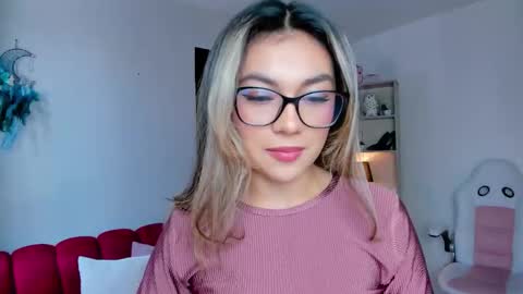 tatiana_mendoza online show from October 25, 7:14 pm