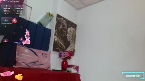 Snapshot of tatiana_star1 chatting on October 2, 11:47 pm tatiana_star1 online show from October 2, 11:47 pm
