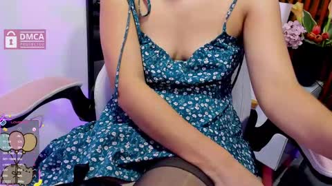 Snapshot of tatiana_vegha chatting on September 13, 1:46 pm i am tatiana online show from September 13, 1:46 pm