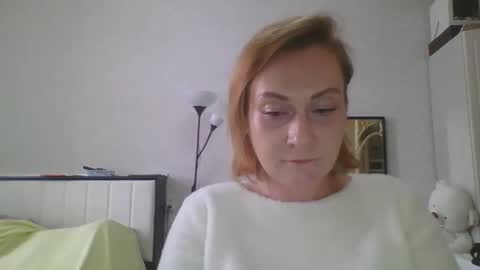 Snapshot of tatiana_xi chatting on October 2, 9:41 am tatiana_xi online show from October 2, 9:41 am