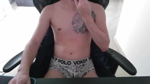 Snapshot of tatmers chatting on January 19, 6:21 pm Lucas online show from January 19, 6:21 pm