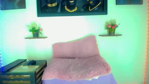 Noah online show from February 23, 1:13 pm