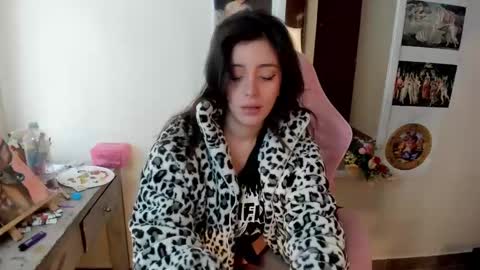 Snapshot of tattoed_bunny9 chatting on September 27, 12:58 pm Rose Marie online show from September 27, 12:58 pm