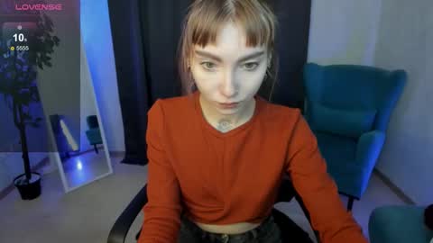 Snapshot of tattoo_artbaby chatting on October 12, 1:42 am tattoo_artbaby online show from October 12, 1:42 am