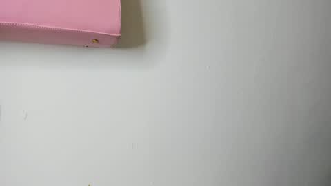 High Mami  online show from January 28, 12:47 am