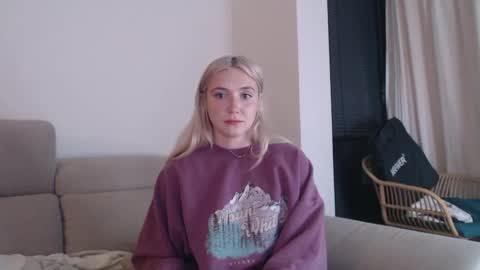 tattoobbgirl online show from October 18, 7:07 pm