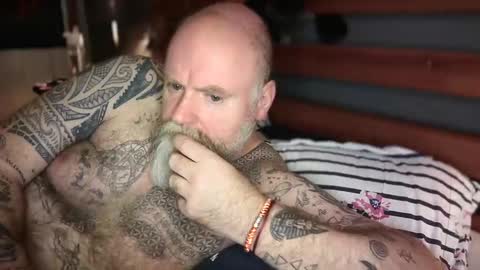 Snapshot of tattooeddilf01 chatting on October 12, 8:43 pm Tattooeddilf 01 online show from October 12, 8:43 pm