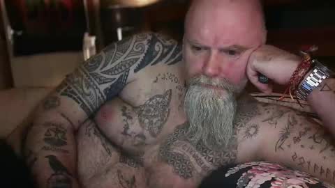 Tattooeddilf 01 online show from February 4, 12:47 am