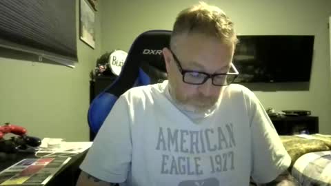 Snapshot of tattslovestattas1 chatting on October 27, 3:23 pm tattslovestattas1 online show from October 27, 3:23 pm