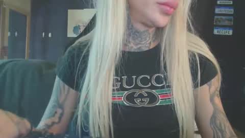 tatuada_safada online show from September 10, 2:12 am