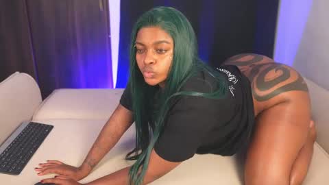 taurussfaiiry online show from March 4, 3:03 am