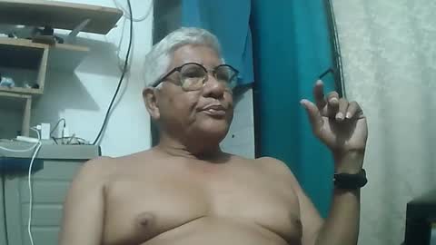 alvarito online show from April 15, 3:43 am