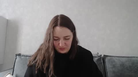 Snapshot of taxxxu chatting on February 9, 10:20 am Diana online show from February 9, 10:20 am