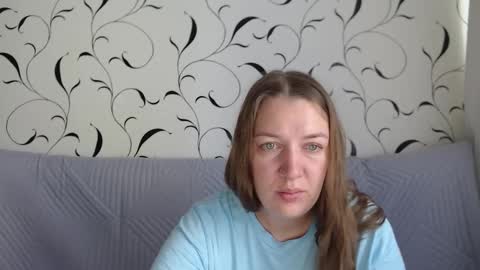 Snapshot of taxxxu chatting on September 23, 6:18 am Diana online show from September 23, 6:18 am