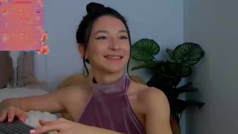 TayaKayan online show from February 8, 6:43 am