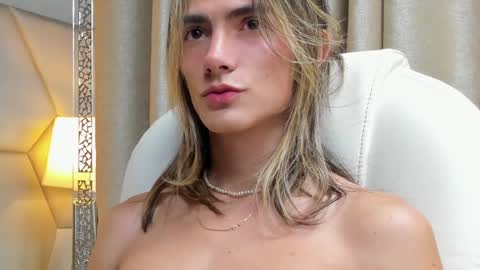 Snapshot of tayler_swift1 chatting on February 26, 12:41 am tayler_swift1 online show from February 26, 12:41 am