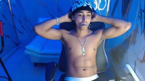 Taylor online show from February 22, 1:53 am