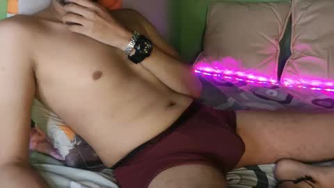 Taylor online show from March 25, 12:50 am