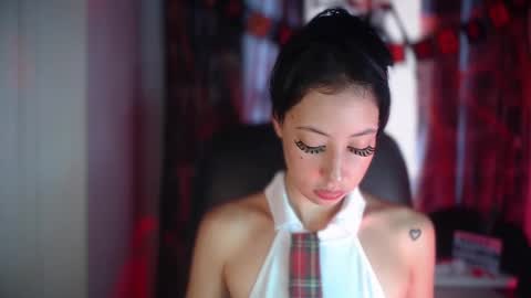 Taylor 3 online show from October 27, 4:07 pm