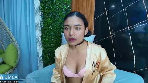 Tay online show from September 22, 4:49 am