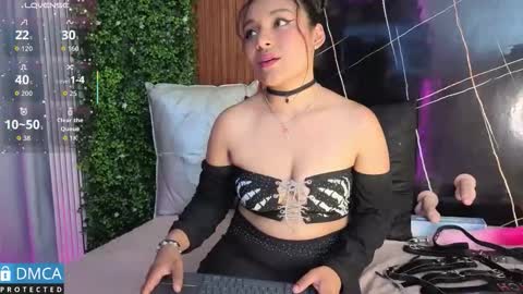 Tay online show from November 14, 8:11 pm