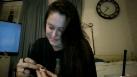 Taylor Riot online show from October 19, 2:38 am