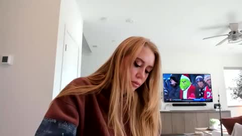 Taylor Rae online show from January 7, 9:31 pm