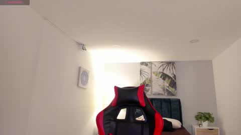 BASTIAN online show from March 29, 9:38 pm