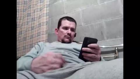 tbaxter95187 online show from April 10, 5:13 am