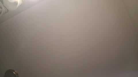 Snapshot of tboy833 chatting on January 20, 12:46 am Luis online show from January 20, 12:46 am