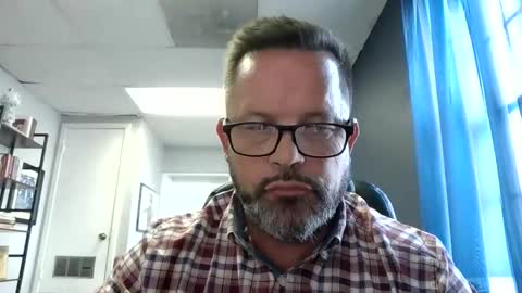 tdhawk87 online show from December 16, 9:32 pm