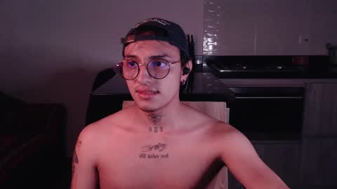 Teo independent model online show from February 19, 6:00 am