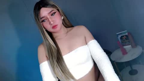 ellaine online show from March 7, 9:59 pm