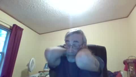 Teak online show from April 12, 1:37 pm