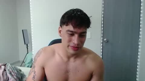 team23hot0 online show from October 13, 8:55 pm