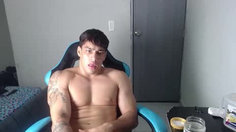 team23hot0 online show from November 21, 4:21 am